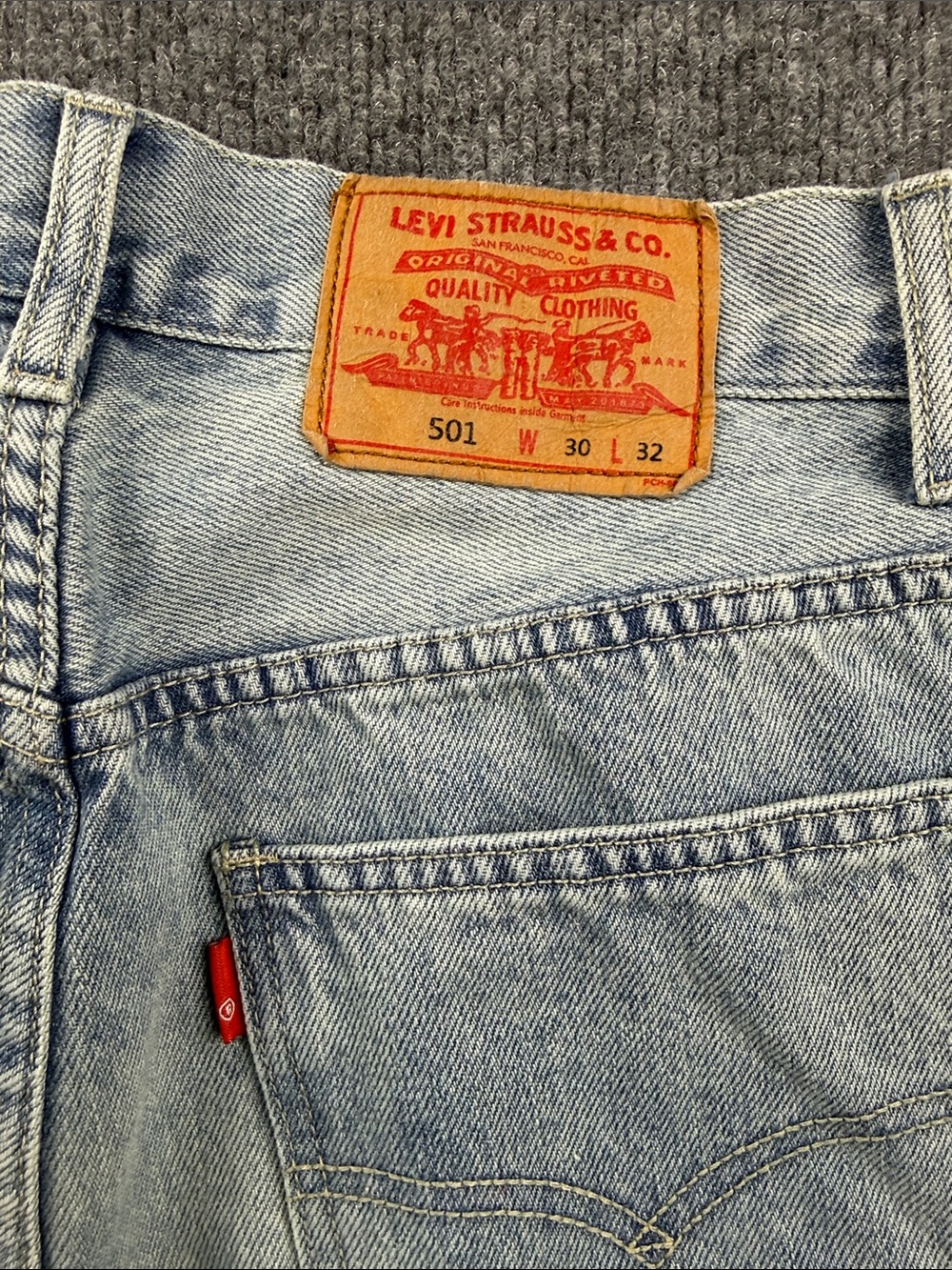 Japanese Levi's 501 Light Blue Jeans, Size 30x32 - Picture 5 of 14